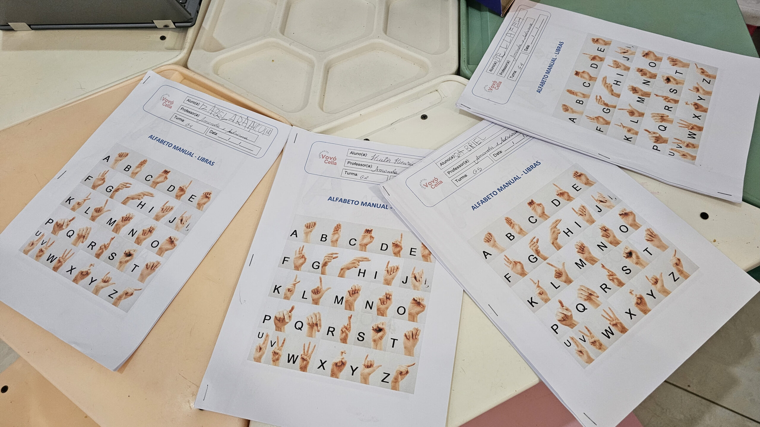 Material de ensino usado no espaço pedagógico